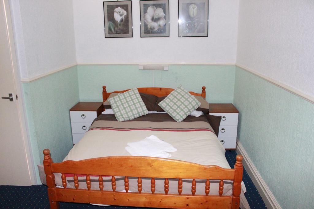 ホテル The Moray House ブラックプール 部屋 写真